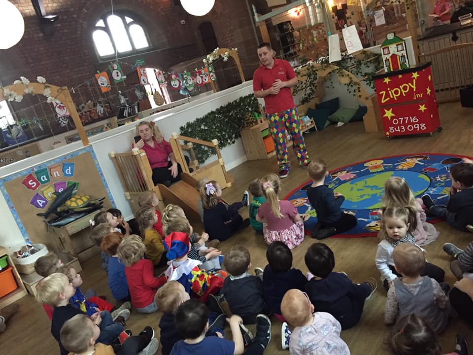 zippy-junior-childrens-magician-entertainer