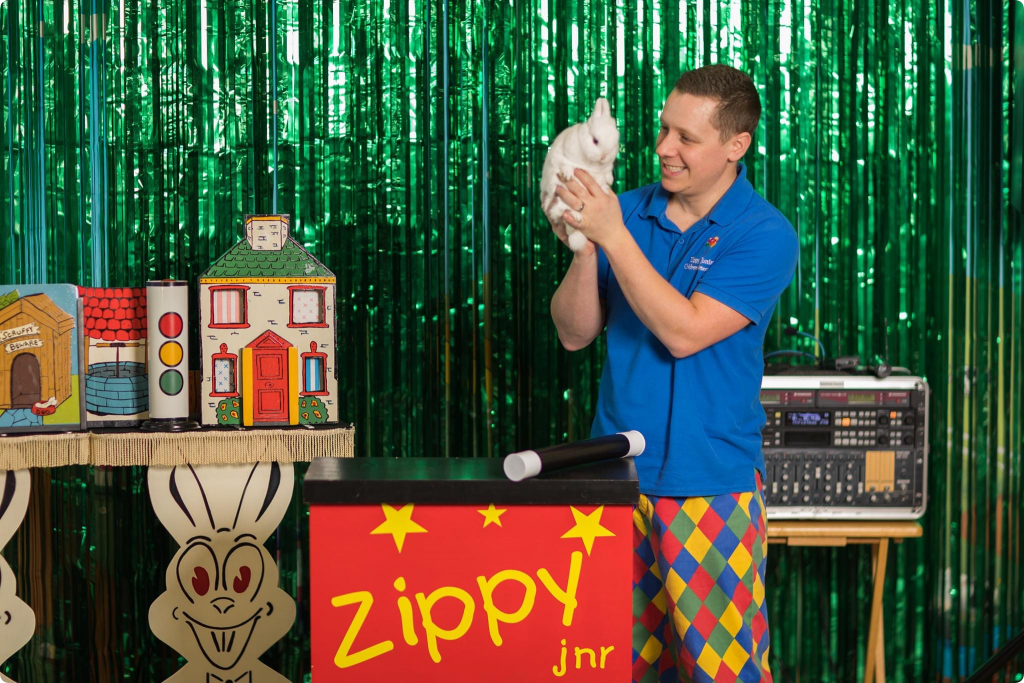 zippy-junior-party-entertainer